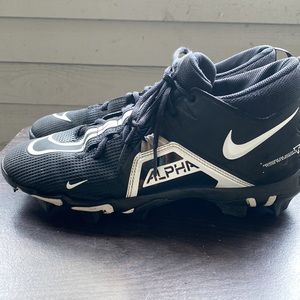 Nike CV0584-001 Alpha Menace 3 Shark Men’s Black White Football Cleats Size 11W